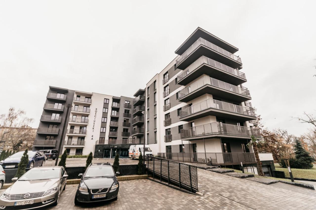 Apartamenty Park City Ostrów Wielkopolski Exteriör bild